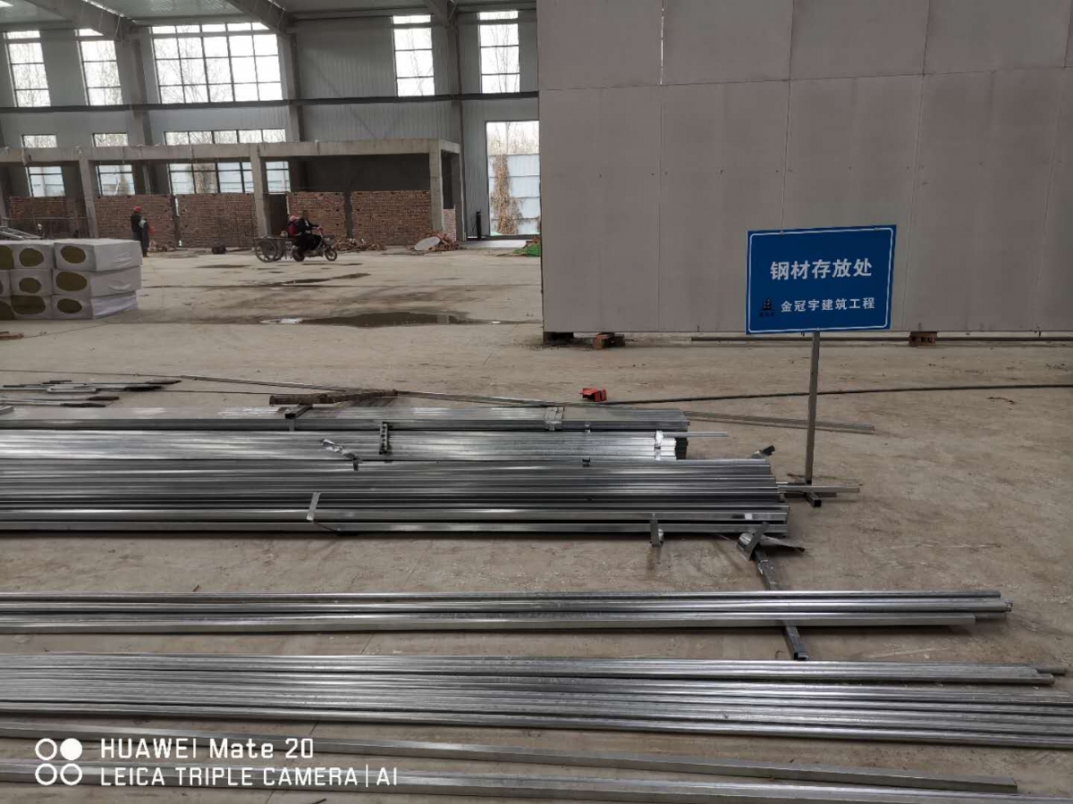 山東鋼結(jié)構(gòu)廠家：建造鋼結(jié)構(gòu)廠房需要多少錢？
