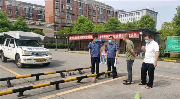 1629427530626007.jpg 640.webp (15).jpg